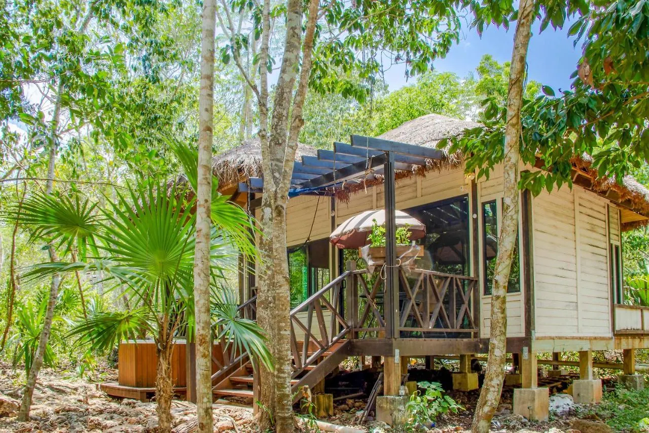 Holiday home Hostpal Cabana Cenotes Magicos Villa Leona Vicario